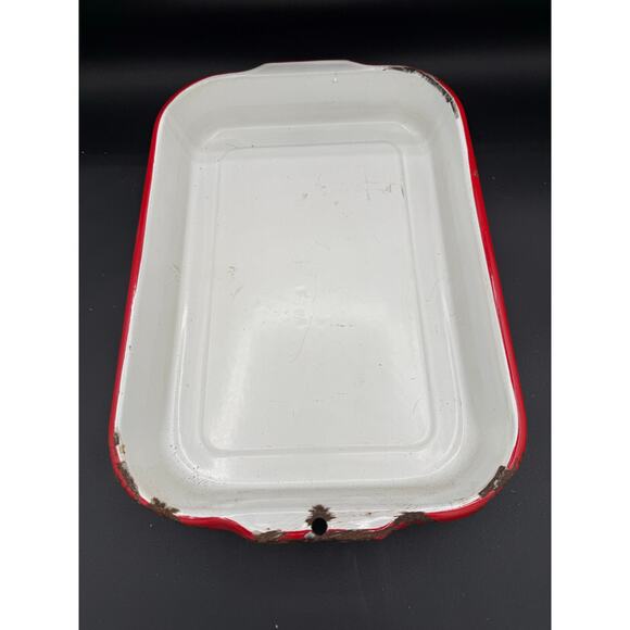 Vintage Enamelware Pan - White With Red Trim - Picture 4 of 8